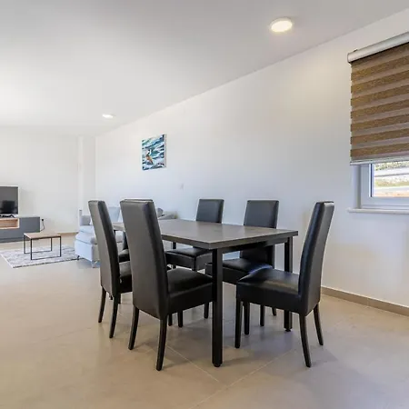 Apartment Blue Pearl *