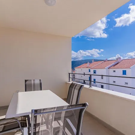 Blue Pearl 아파트 크레스