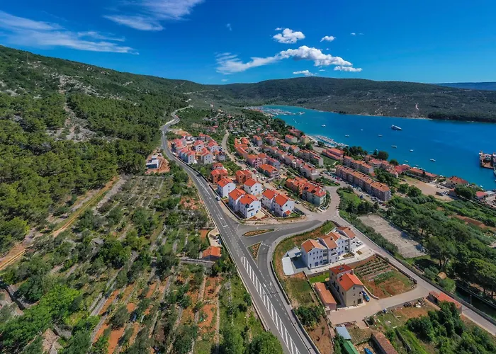 Blue Pearl Cres